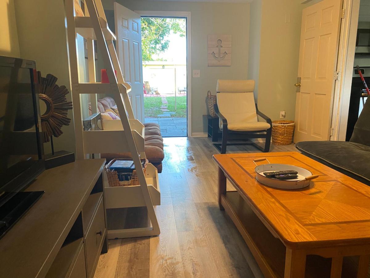 3 Bedroom House Fenced Backyard Private Patio Areas Grill Firepit Plenty Parking! Quick Access 10 Min To Beach Airport Delray West Palm Lake Worth Beach Exteriör bild