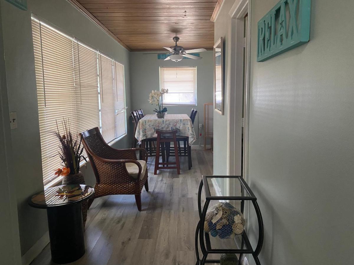 3 Bedroom House Fenced Backyard Private Patio Areas Grill Firepit Plenty Parking! Quick Access 10 Min To Beach Airport Delray West Palm Lake Worth Beach Exteriör bild
