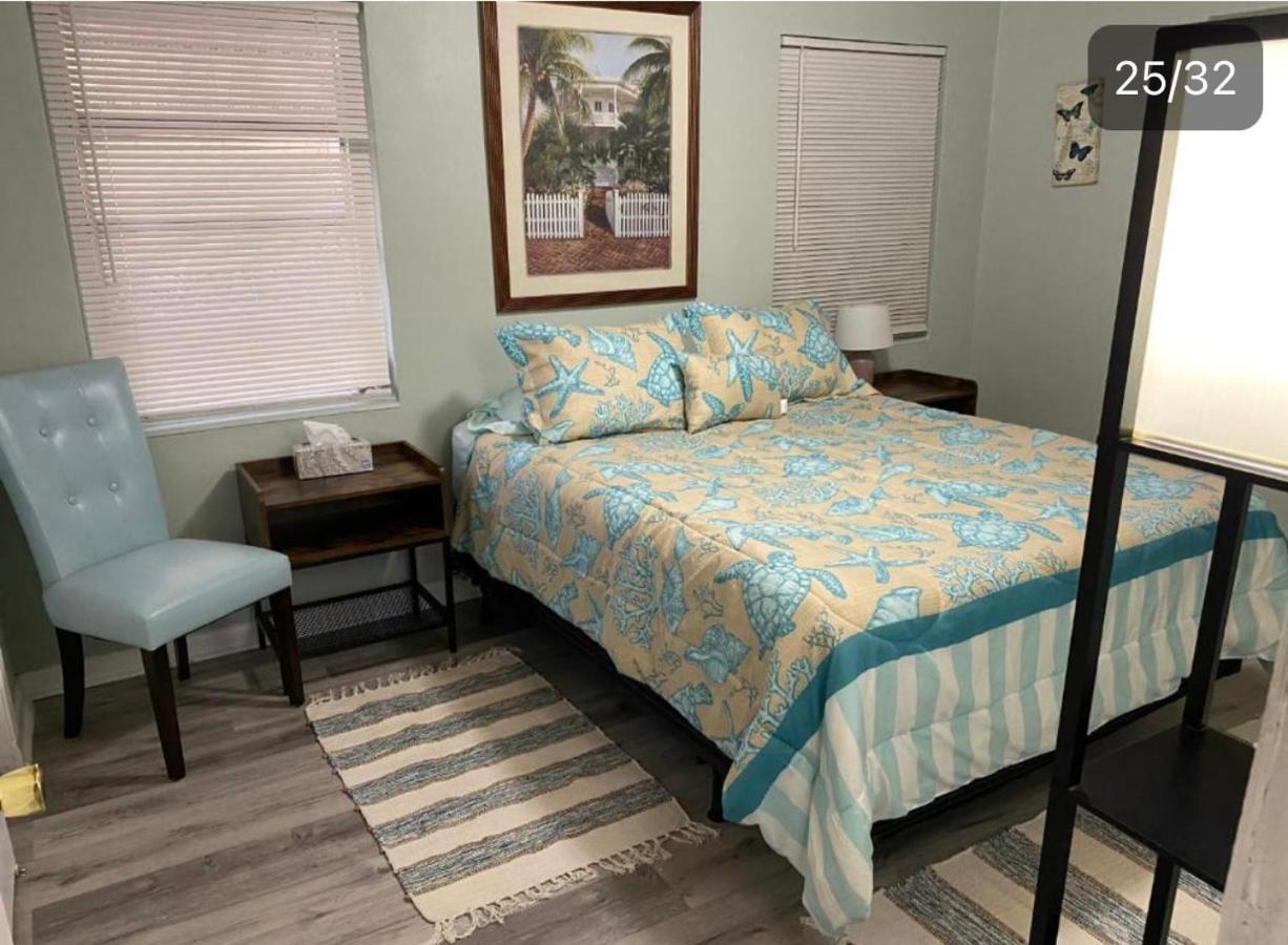 3 Bedroom House Fenced Backyard Private Patio Areas Grill Firepit Plenty Parking! Quick Access 10 Min To Beach Airport Delray West Palm Lake Worth Beach Exteriör bild