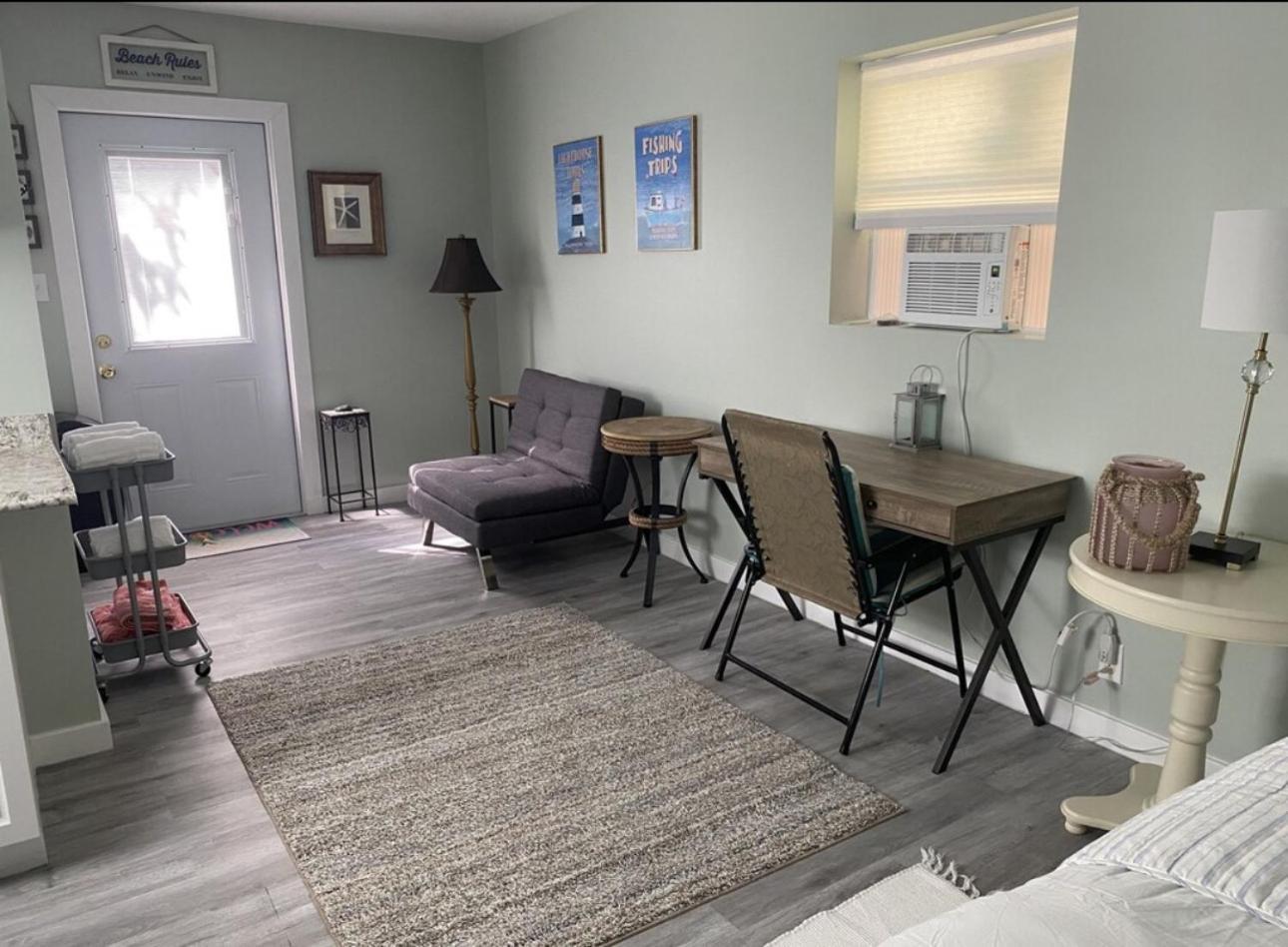 3 Bedroom House Fenced Backyard Private Patio Areas Grill Firepit Plenty Parking! Quick Access 10 Min To Beach Airport Delray West Palm Lake Worth Beach Exteriör bild